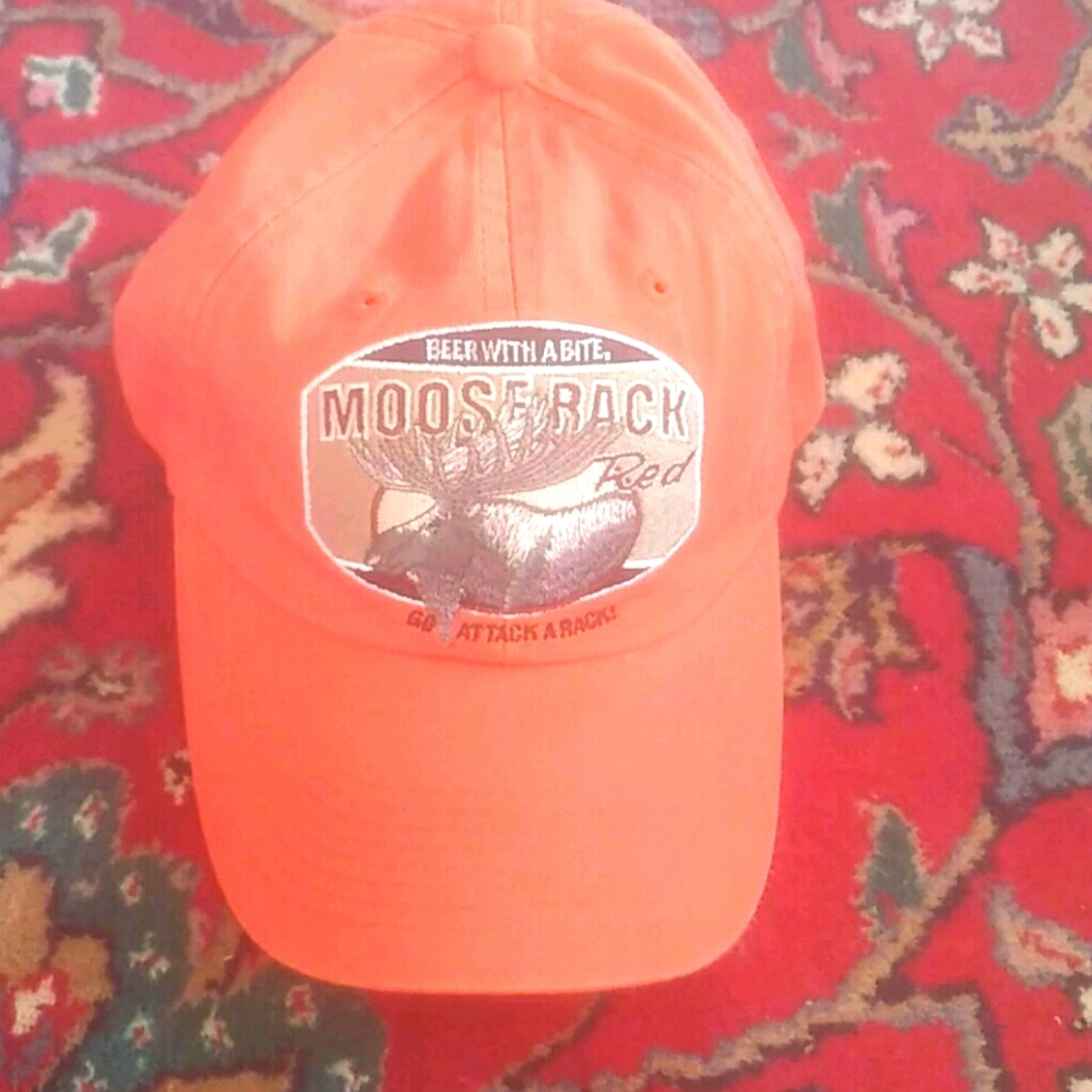 MooseRack Red Hat NWOT